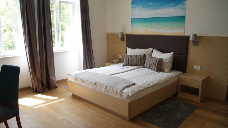 Villa Emilia (Adults Only) Crikvenica Exterior photo